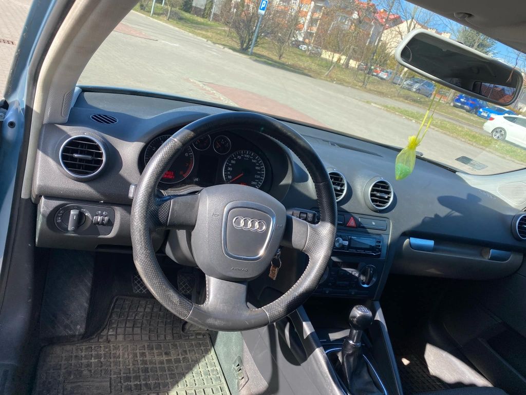 Części audi a3 8p sportback 2.0 fsi BLR skrzynia GQP kolor LY5J