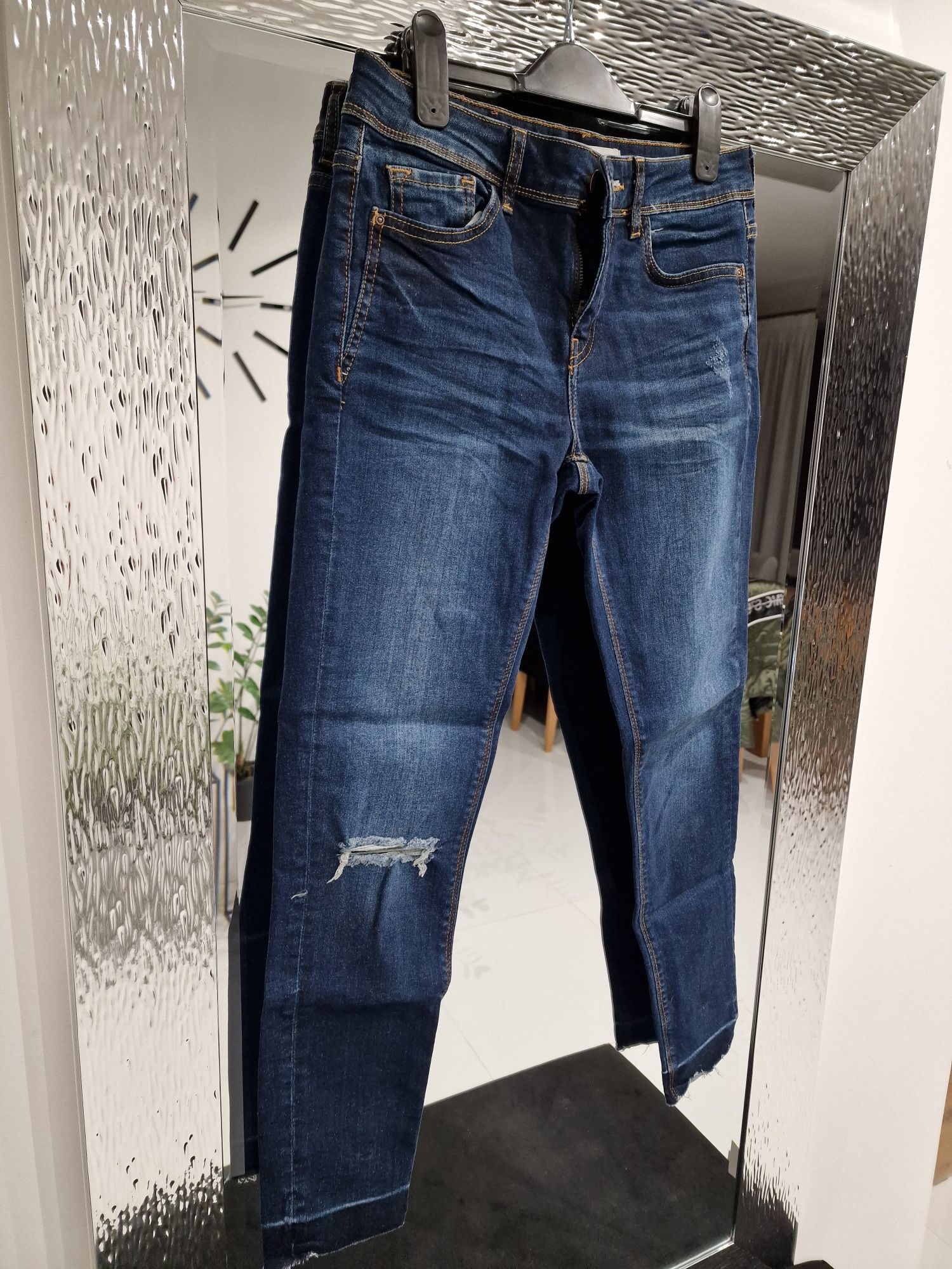 Spodnie Zara jeansowe 36 34 denim rurki