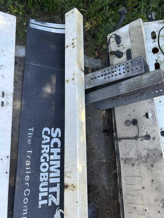 Zderzaki do naczepy schmitz,blacha lampy