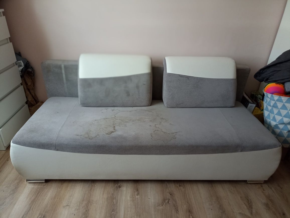 Sofa rozkładana z funkcją spania