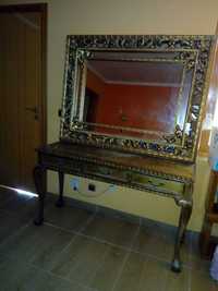 Armário com 2 espelhos