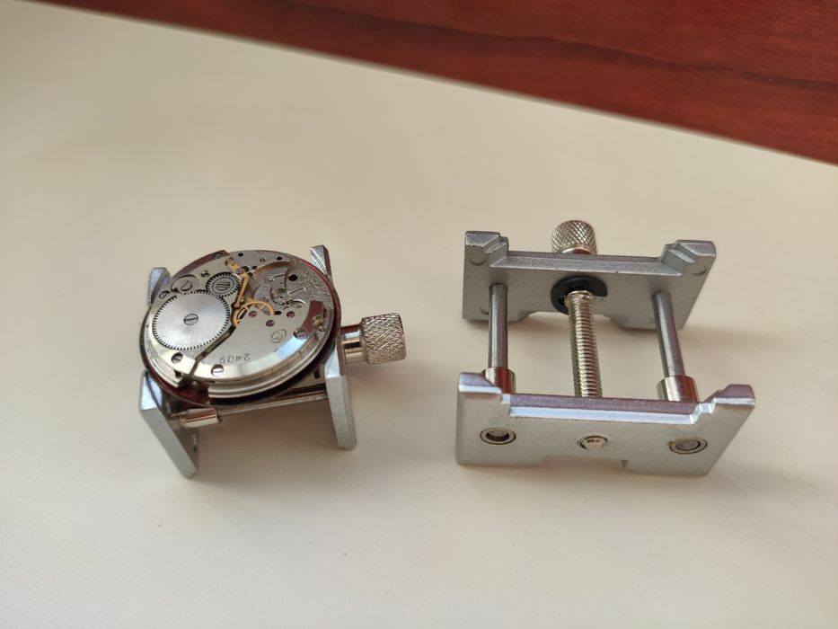 Инструмент часовщика Держатели часовых механизмов