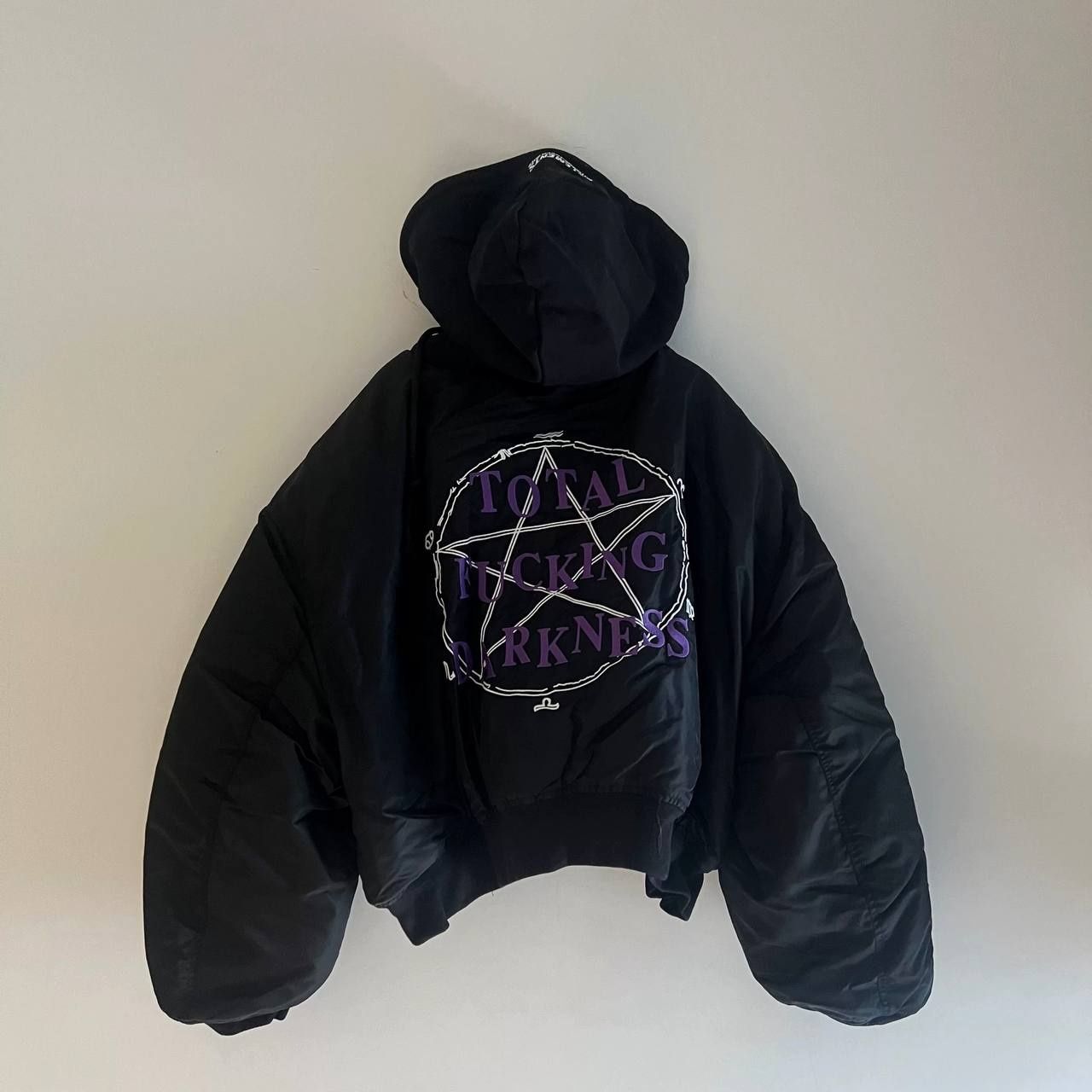 бомбер Vetements Total Fucking Darkness