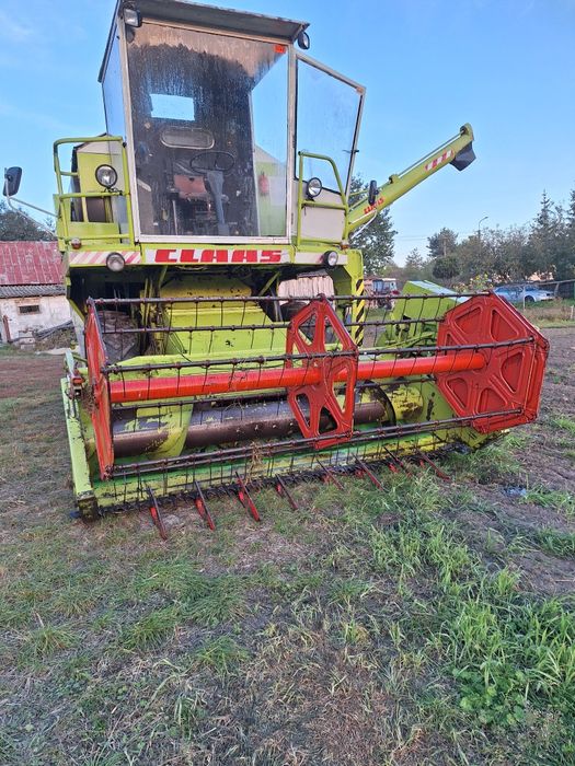 Claas Dominator 56 ( 66,58,76,48,68,78)     Krone KR 10-16