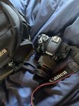 Canon 600D + objetiva 18-55