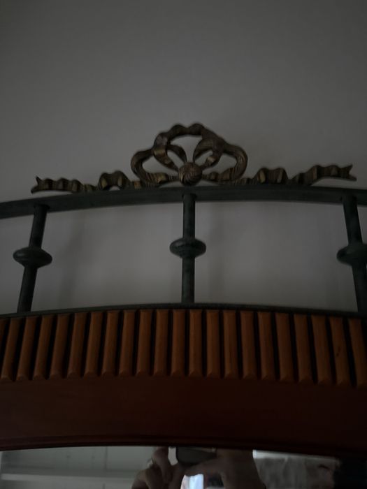 Espelho antigo , grande.