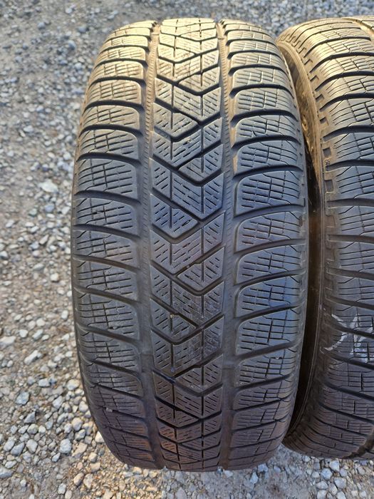 Opony zimowe Pirelli Scorpion Winter 225/55r19 (99H)