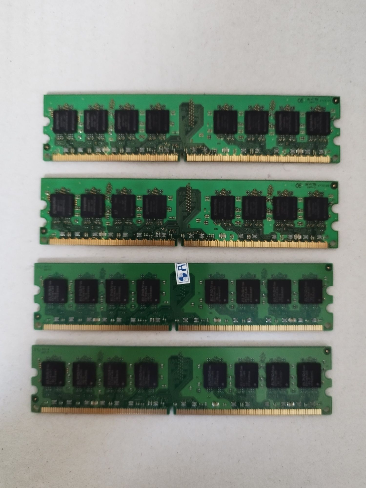 Kingston KVR800D2N5/1g x 4, DDR2 4GB
