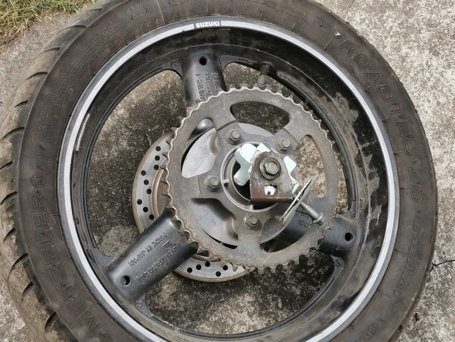Suzuki GSXF części z demontażu