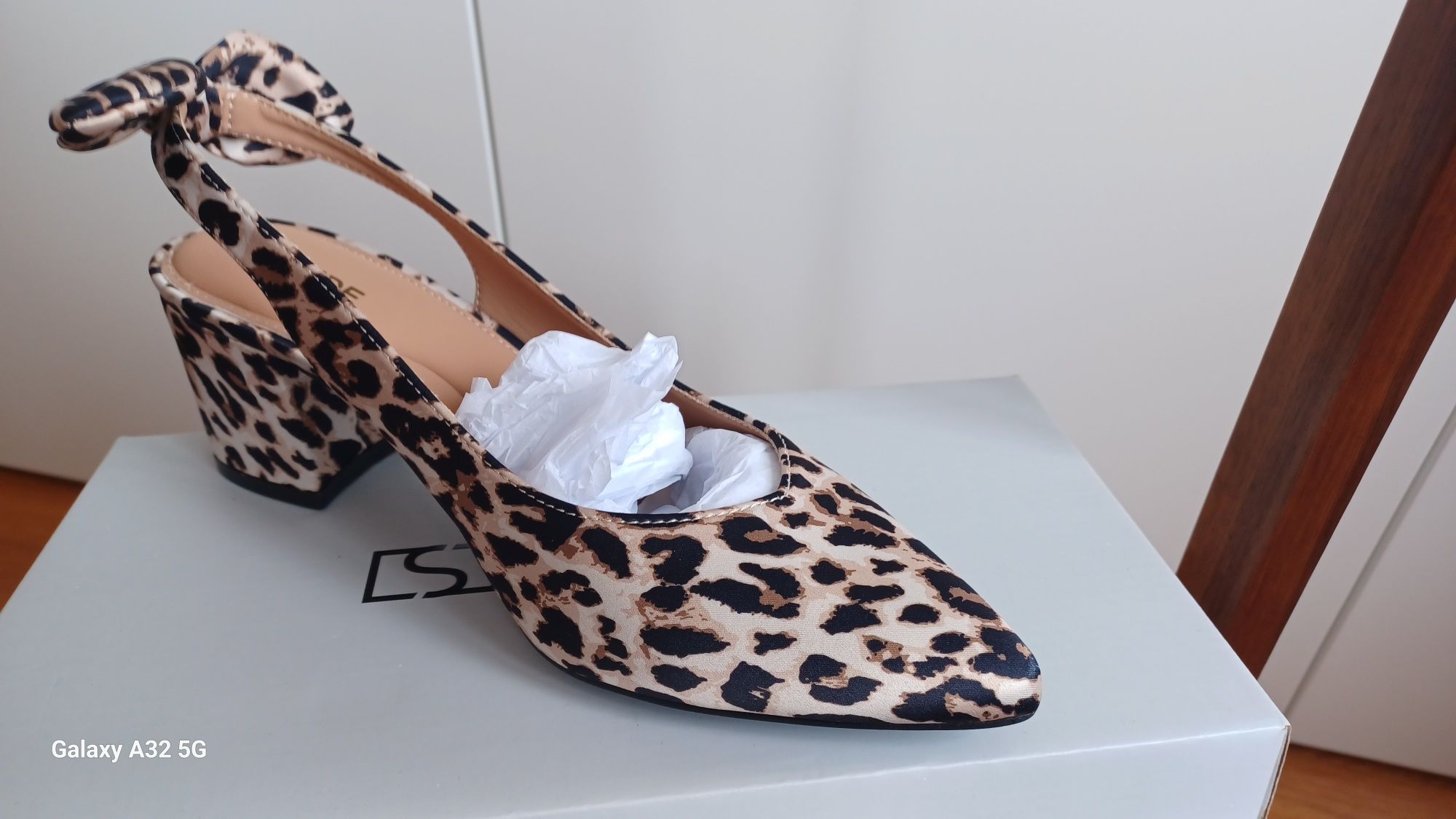Sapatos Seaside novos
