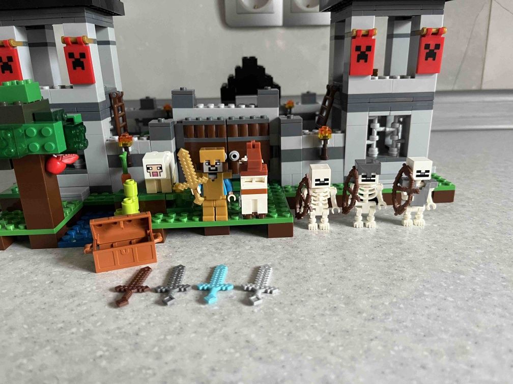 Аналог LEGO MINECRAFT The Fortress 21127