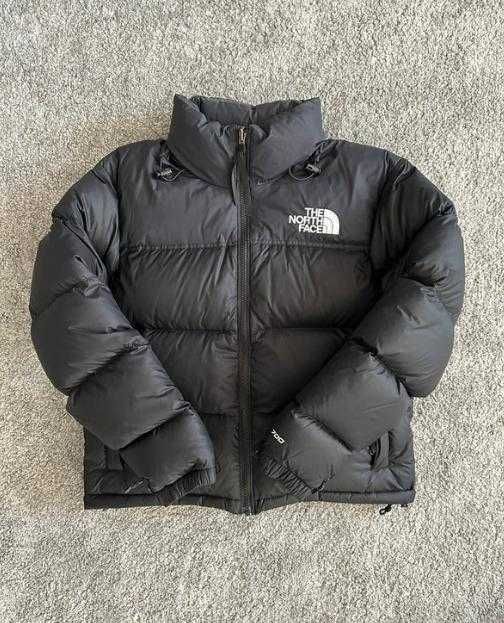 The North Face 1996 black 700 M