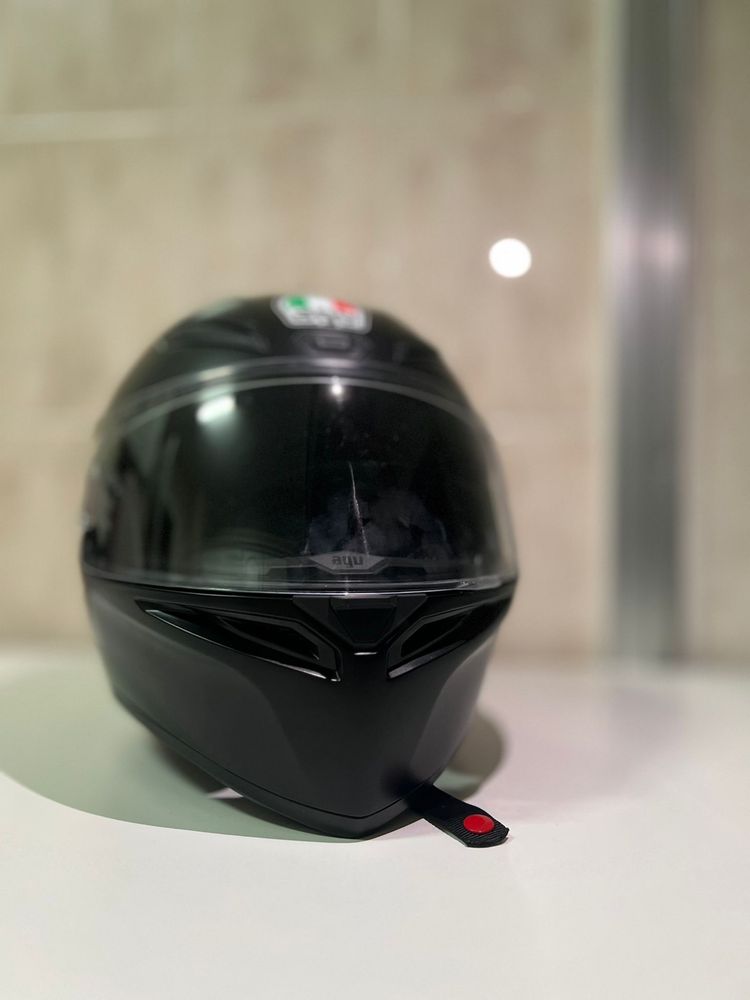 Capacete AGV Preto com Viseira Preta