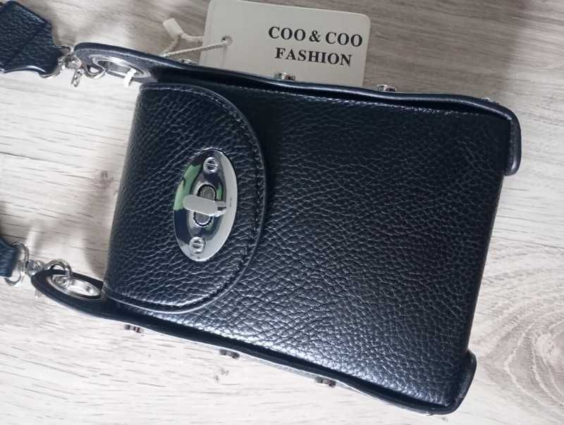 Nowa torebka włoska regulowana czarna kopertówka