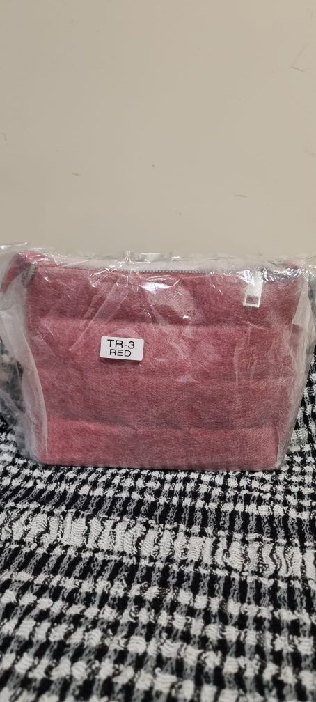 Elegancka czerwona torebka pikowana TR-3 NOWA!