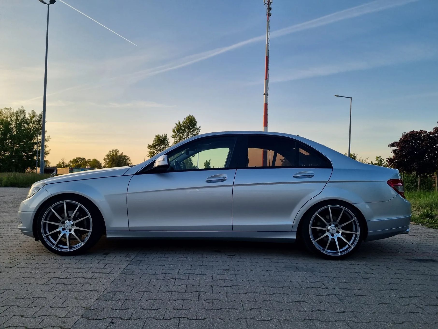 Mercedes-Benz Klasa C 3.0 V6 231KM zarejestrowany BEZWYPADKOWY navi LPG instalacjaGAZOWA