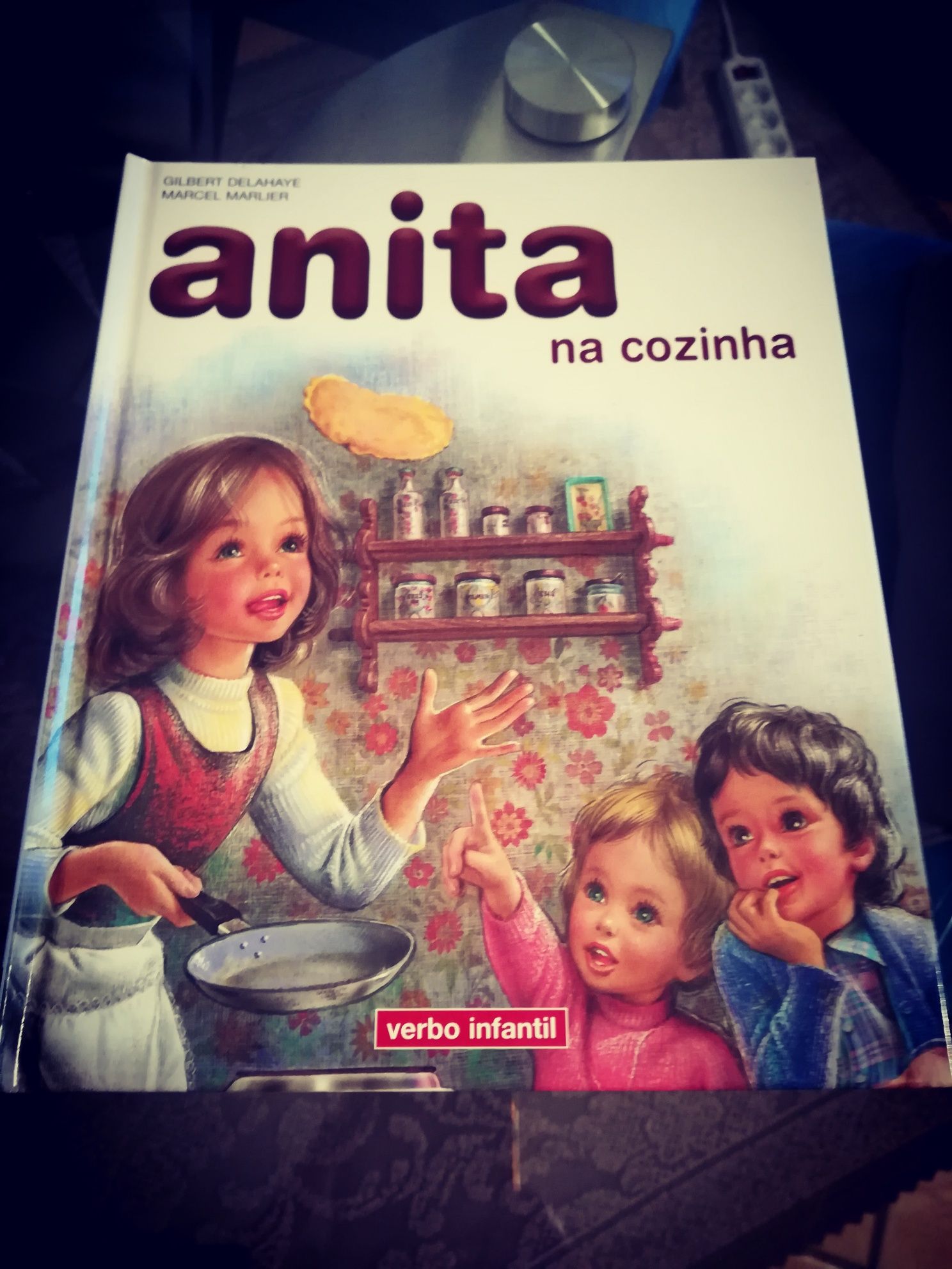 Livro Anita na Cozinha Novo