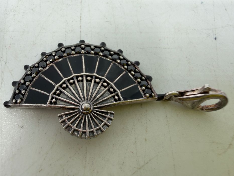 Wisior charms Thomas Sabo emalia kryształki srebro próba 925