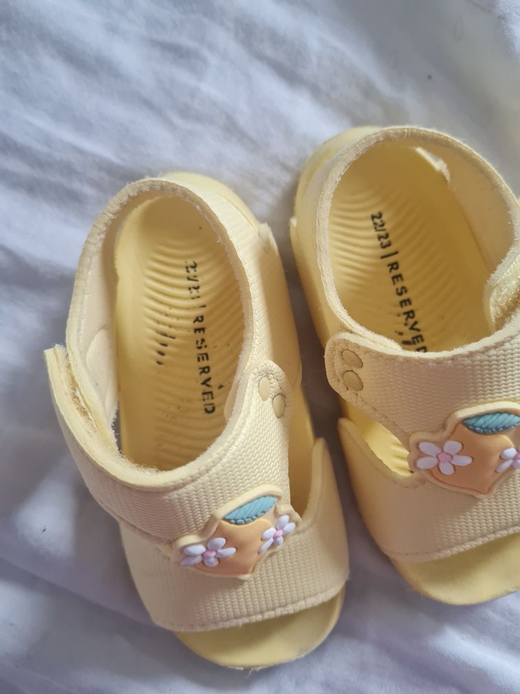 Sandałki, sandały dzieciece, buty