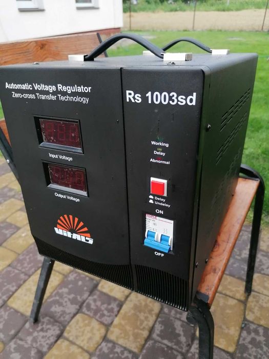 Продам стабілізатор напруги