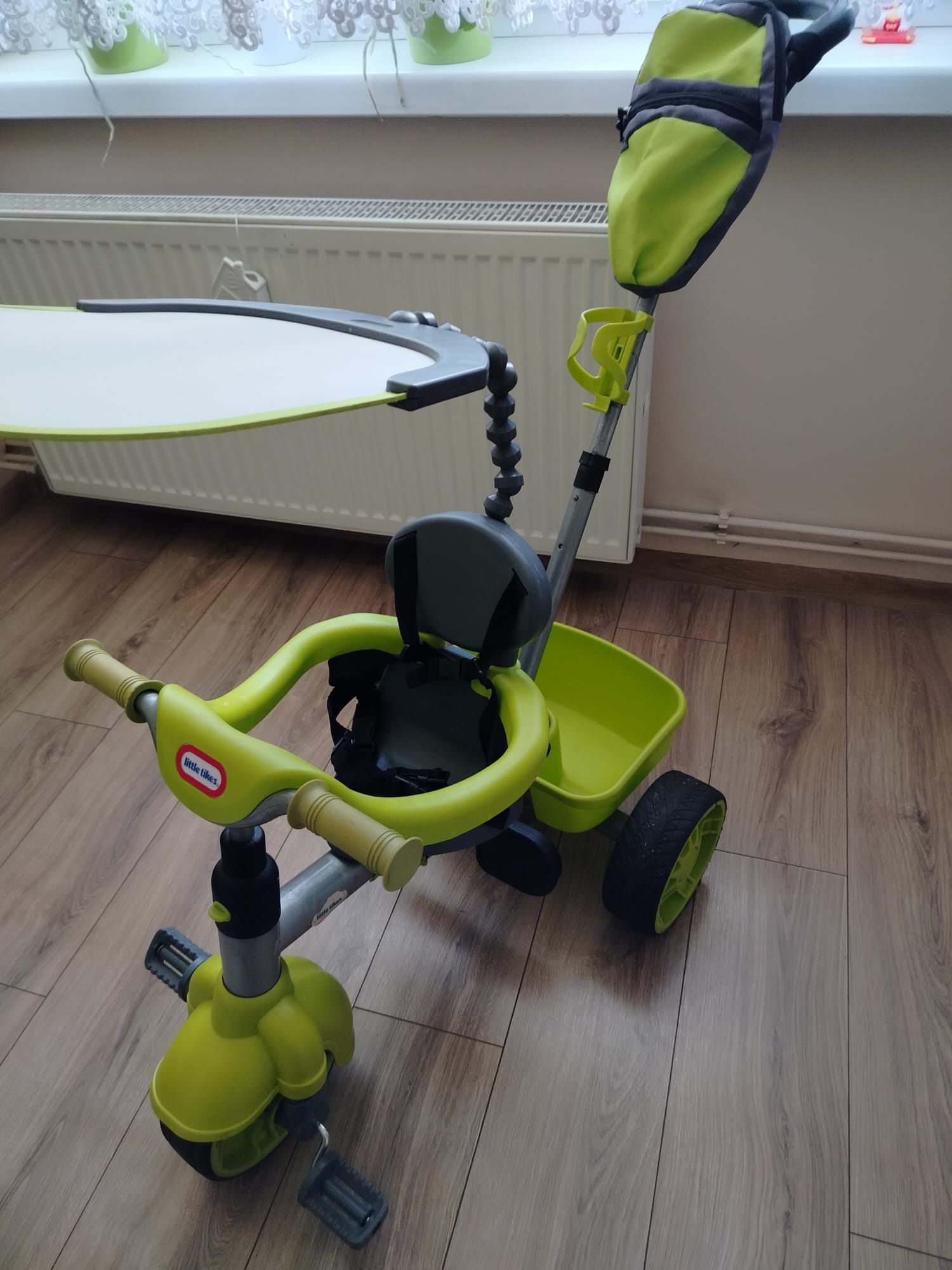 Trójkołowy rowerek Little Tikes