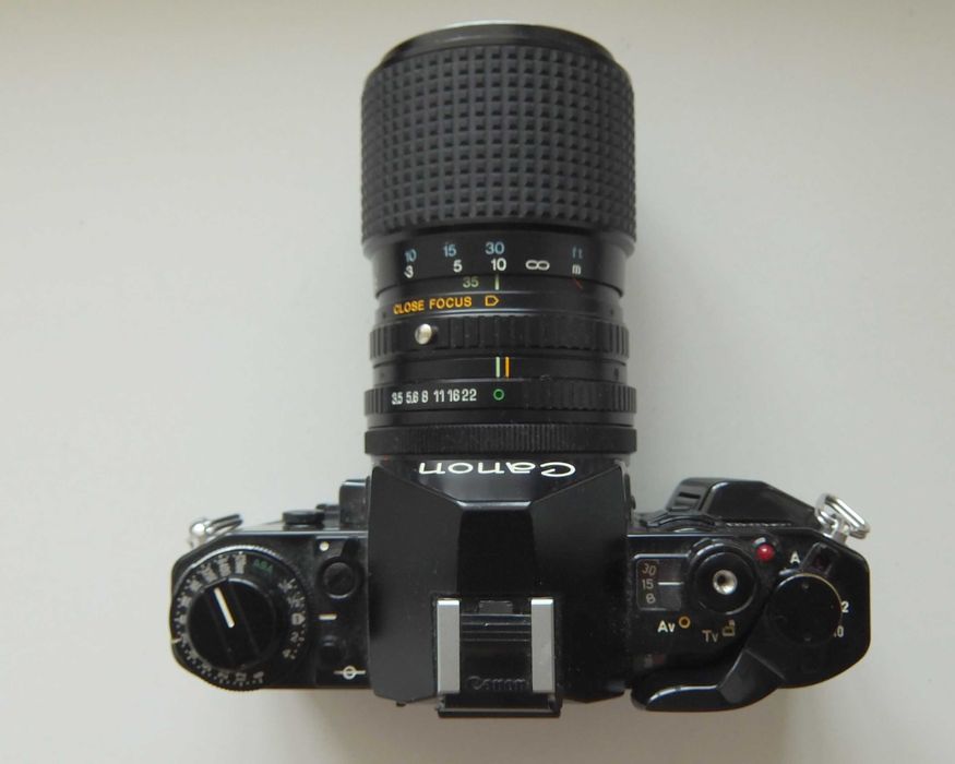 Продам камеру Canon A-1 с объективом 35-105мм
