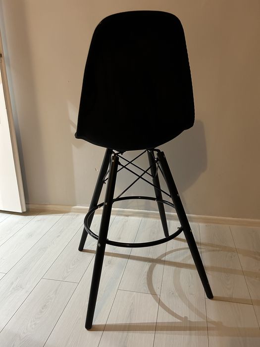 Hoker czarny welur loft