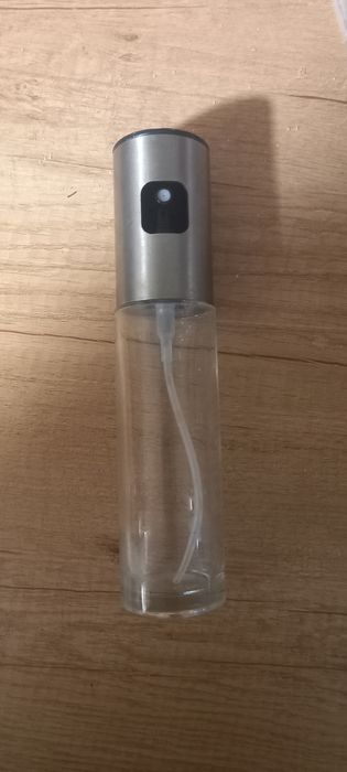 Банка з спреєм під оцет олію