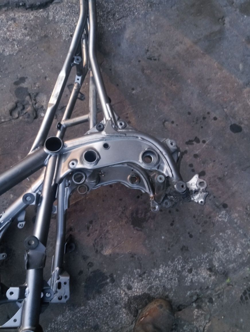 Rama dokumenty z dokumentami kawasaki er6f er-6f er6 2010rok