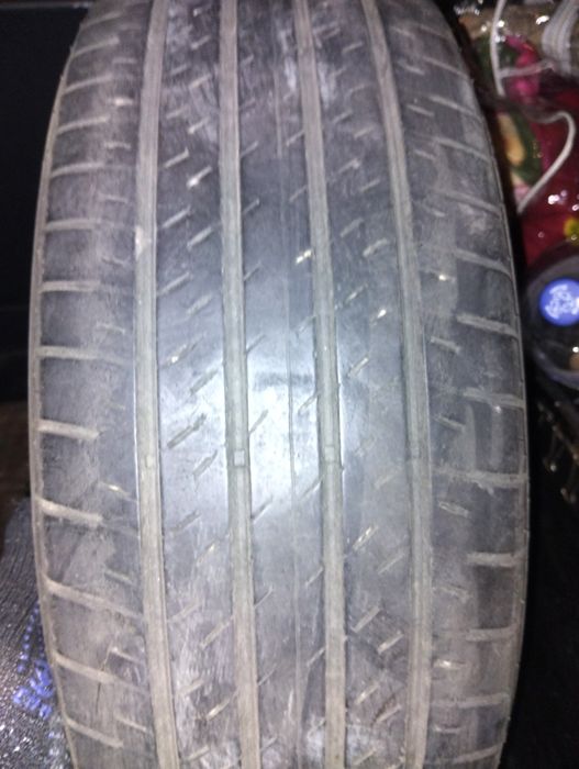 225/60 R18  Bridgestone Alenza.