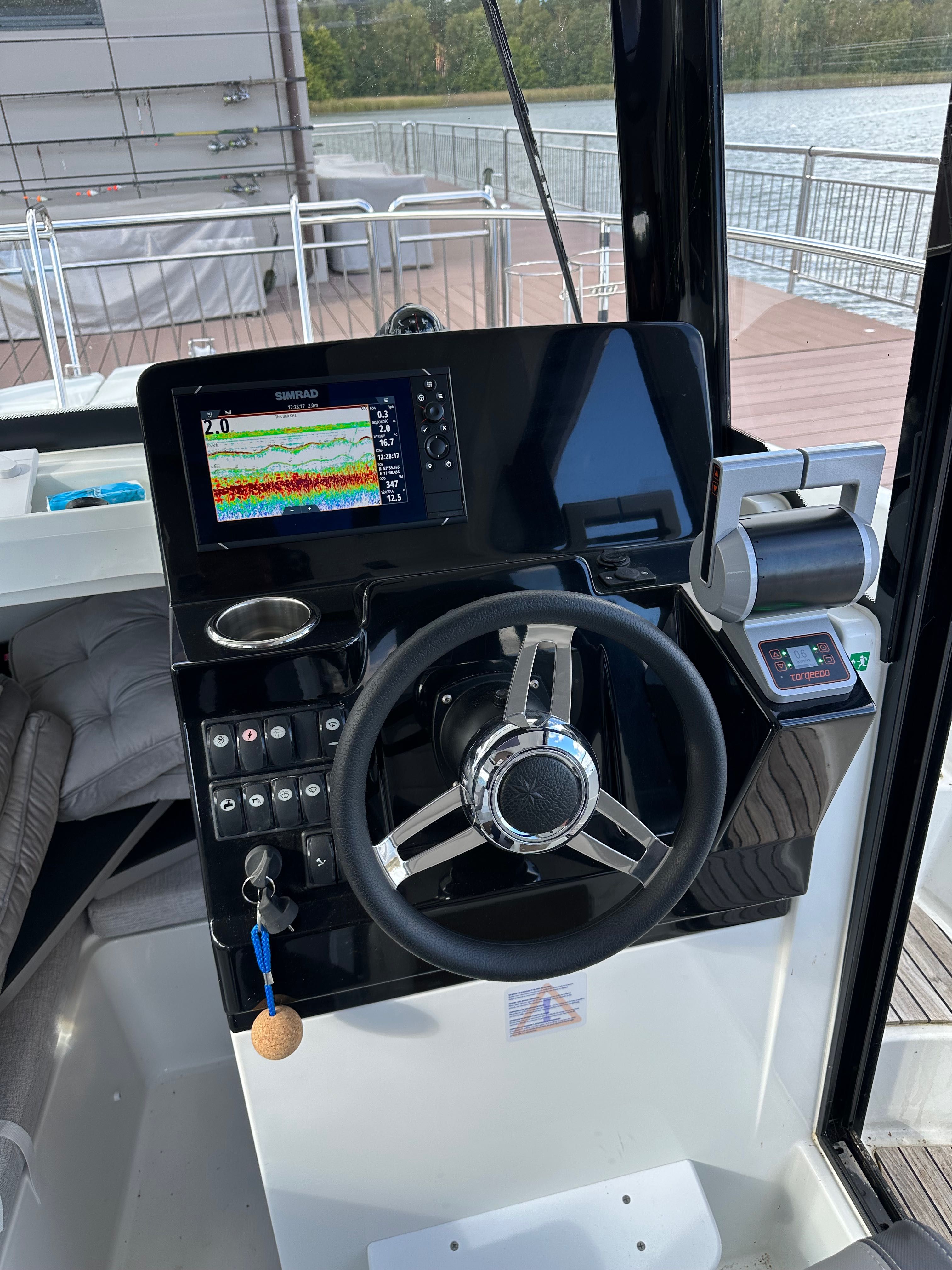 Jacht elektryczny Jeanneau Merry Fisher 795 Marlin