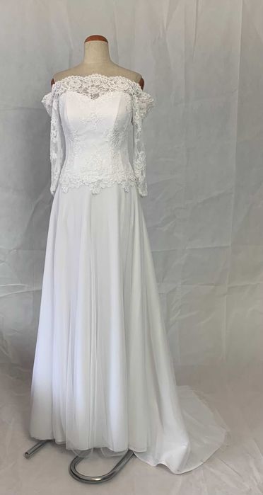 Nowa suknia ślubna 42 XL tren biała zakryty dekolt na ślub kościelny