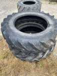 Opony   R24 16,9 -  420/85-R24-BKT 2 szt