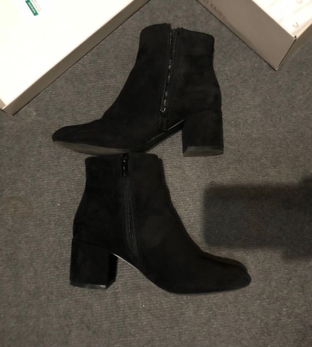 Ботинки на каблуку