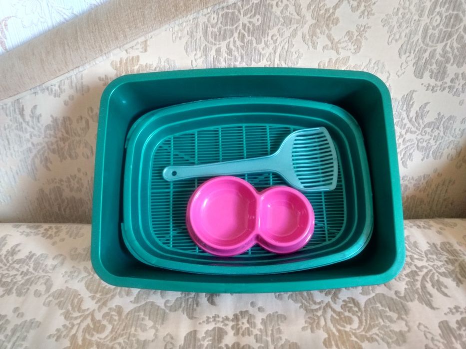 Гігієнічний лоток для котика, миска для корму