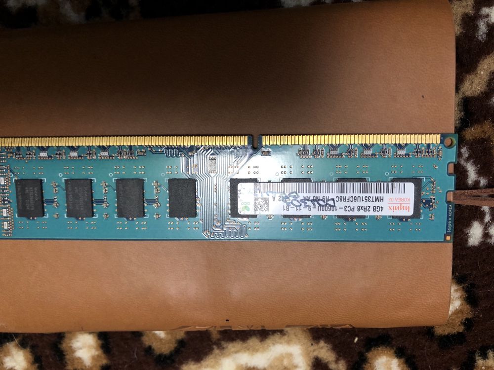Оператівна память 4bg ddr3 2шт