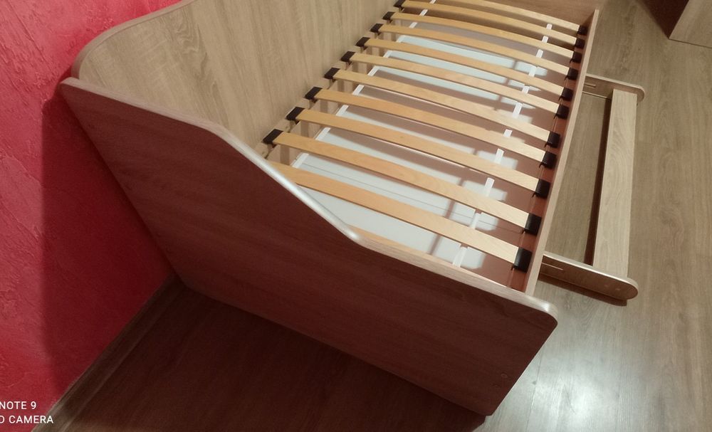 Łóżko dziecięce z barierką dąb Sonoma 160 x 80