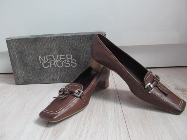 Byty damskie Solo Femme