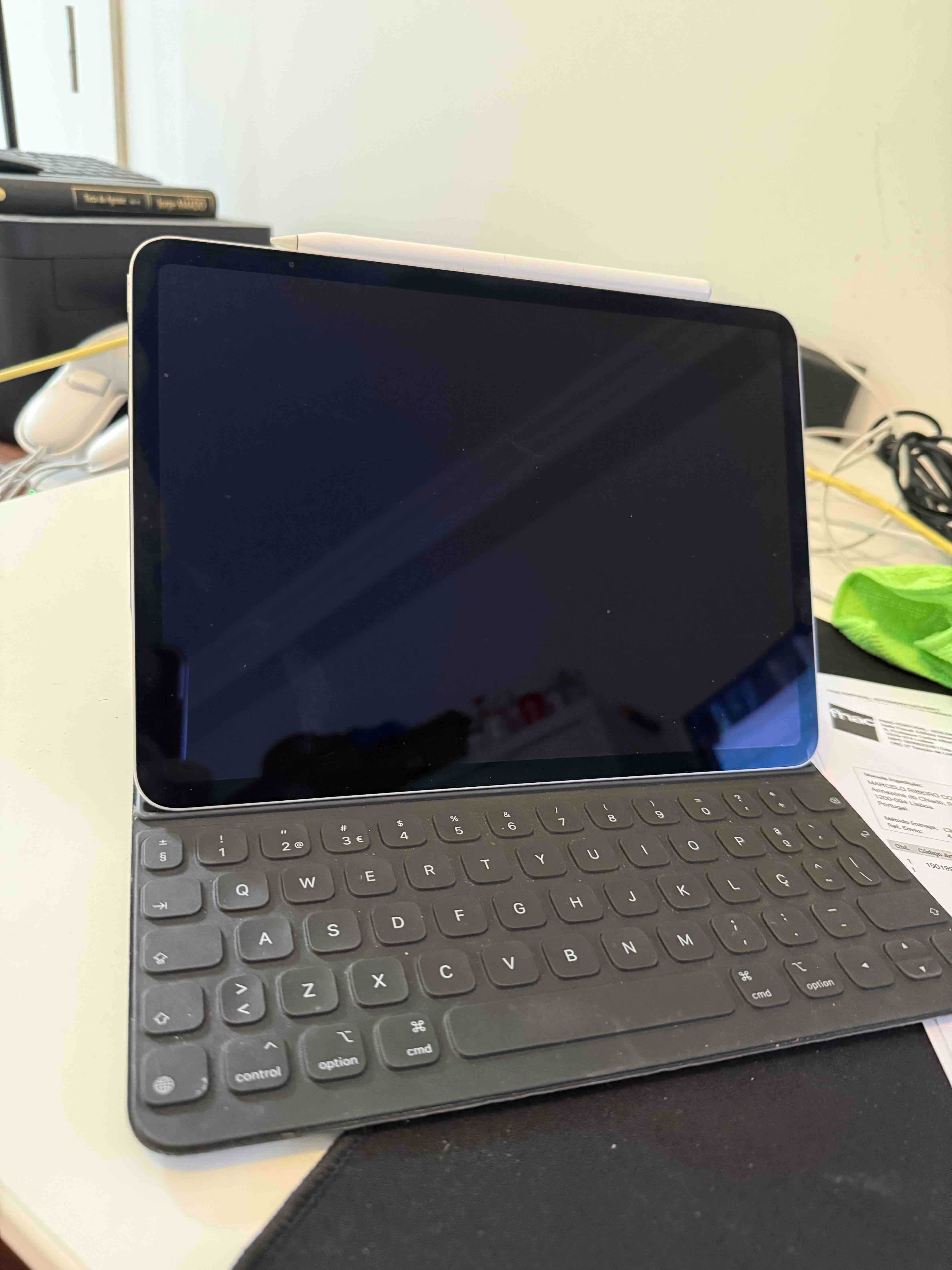 iPad Pro 11" 2ª Gen (2020) | 128GB | Teclado | Pencil Pro