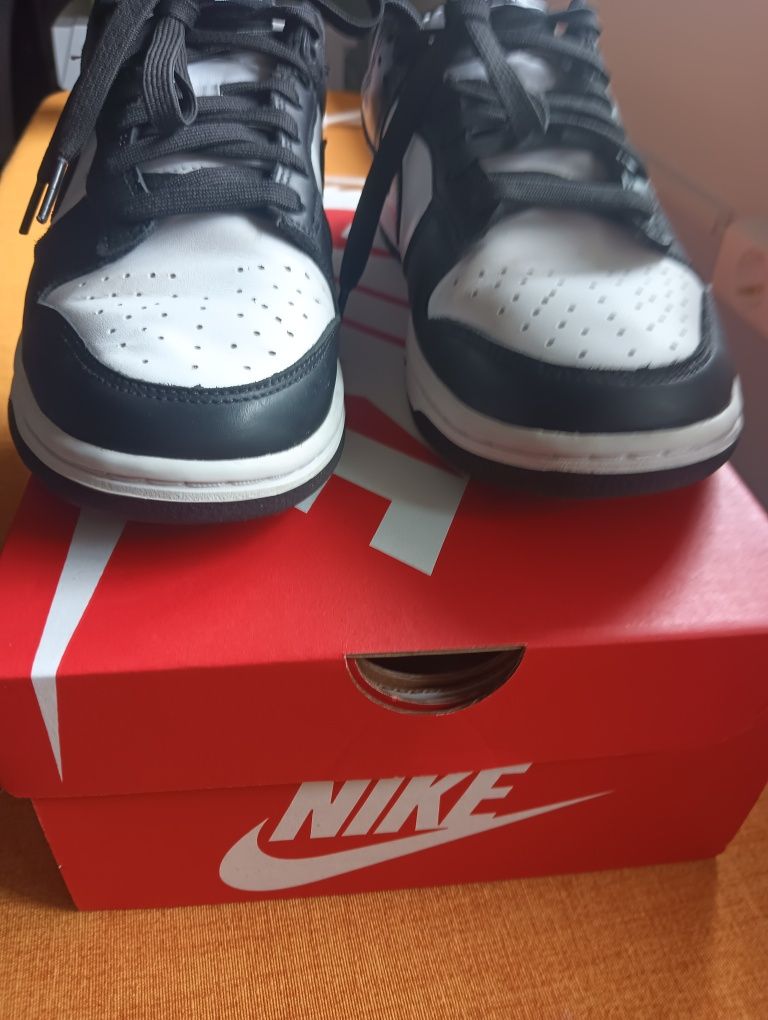 Sapatilhas NIKE 41 (Dunk Low Retro)