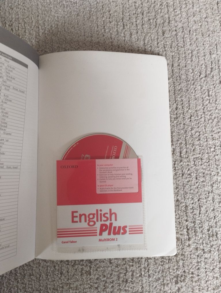 Workbook e Student's book Oxford: English plus