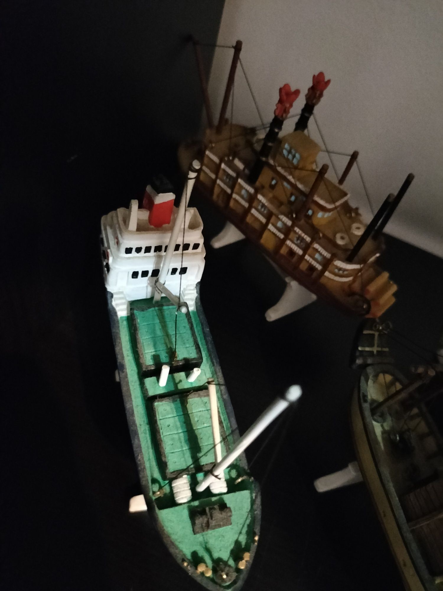 Coleção de barcos miniatura