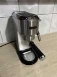 Ekspres DELONGHI Dedica Style EC685.M