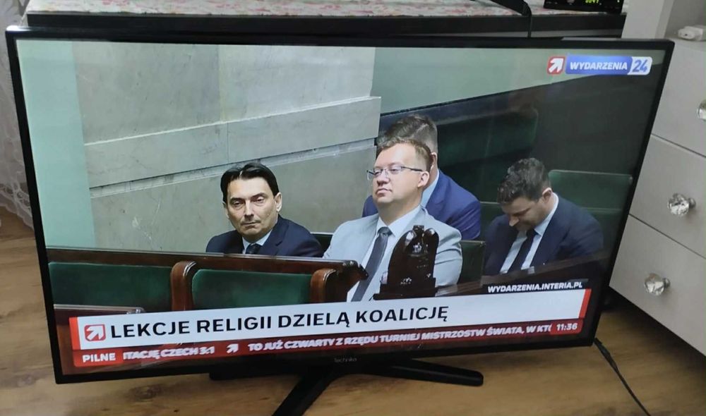 Telewizor technika 43 cali
