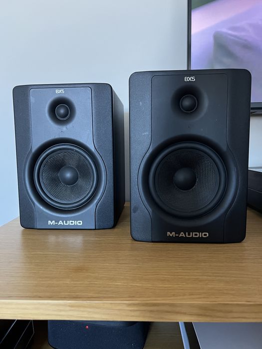 M-Audio BX5 - Par de colunas monitores