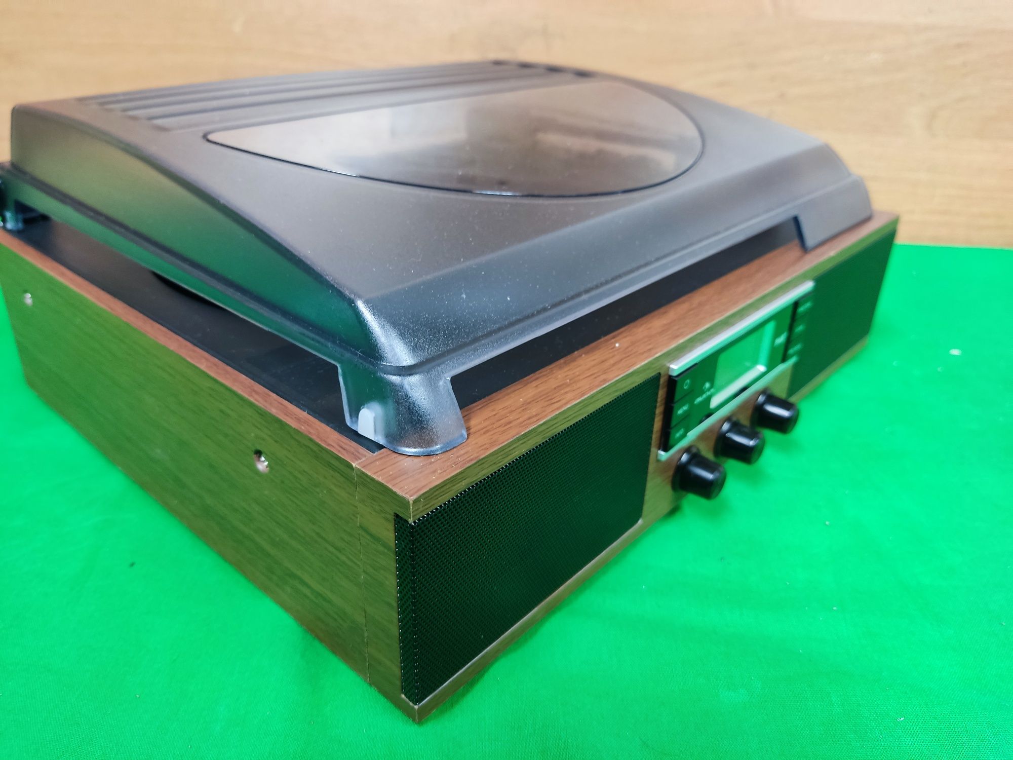 TT-138 DAB, gramofon, DAB + / FM, napęd pasowy, 33/45 obr./min
