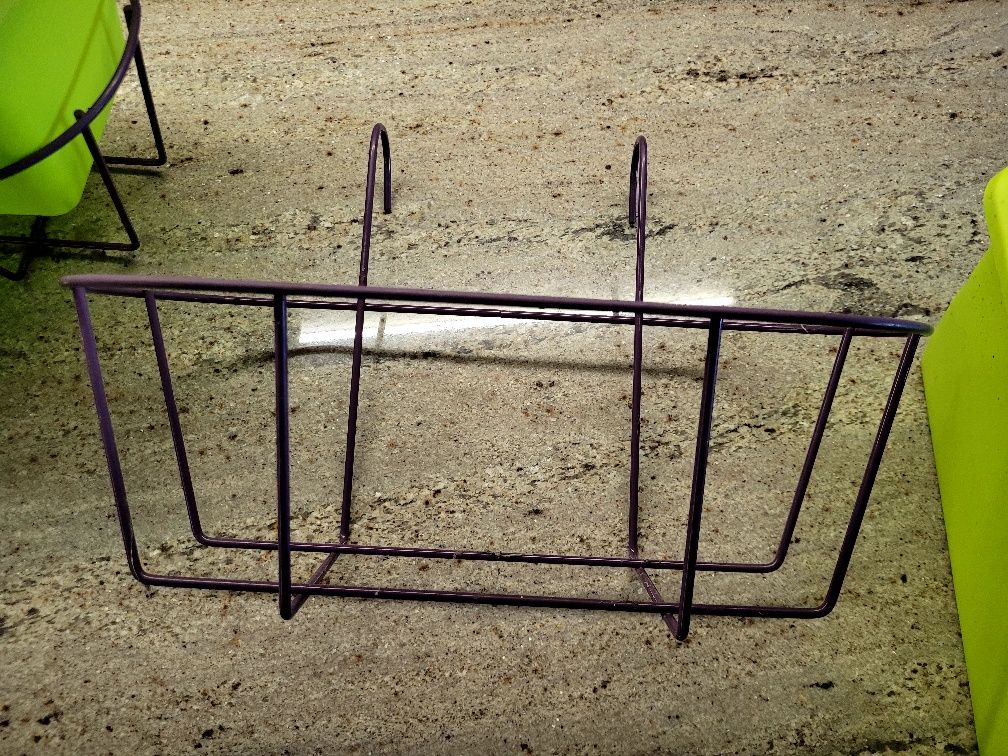 Dwie donice z kwietnikami na balkon 37/17 cm