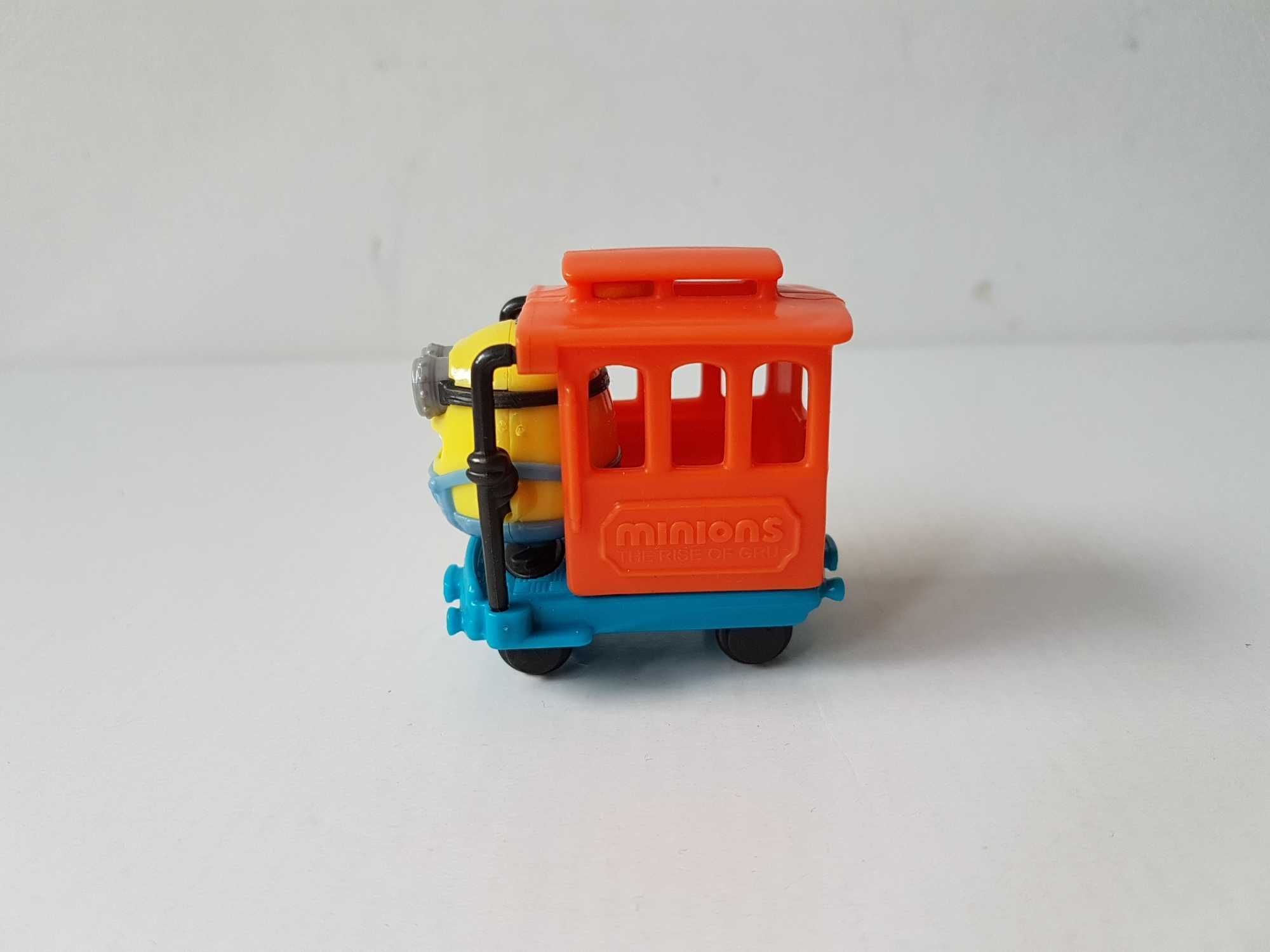 Figurki Minionki Minionek w kosmosie Minionek w pojeździe