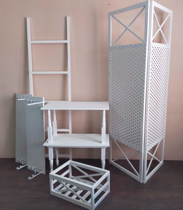 Комплект меблів для магазину, шоурум, салону краси