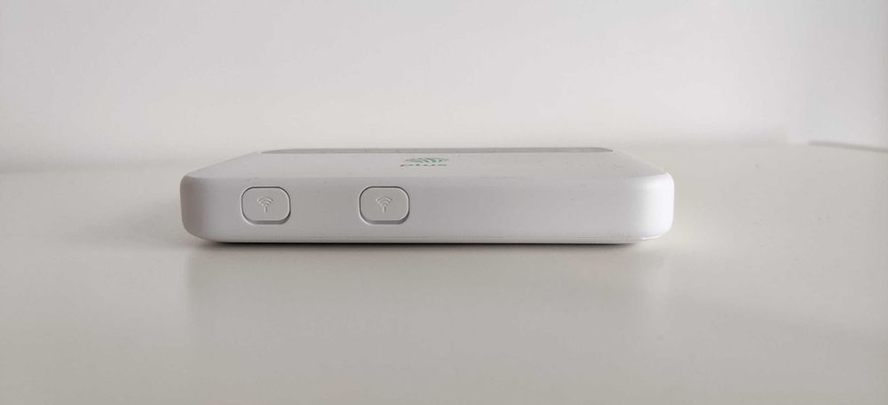 Router mobilny przenośny zasięg 5G model: ZTE U50 ruter 5G